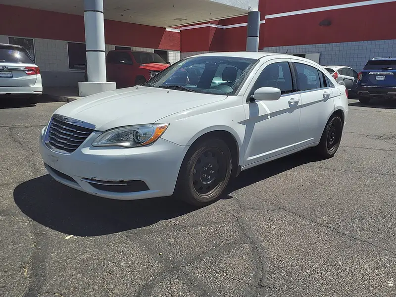 Chrysler 200 First generation