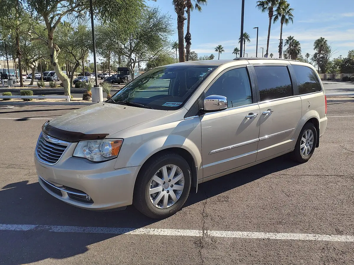 2016 Chrysler Town & Country