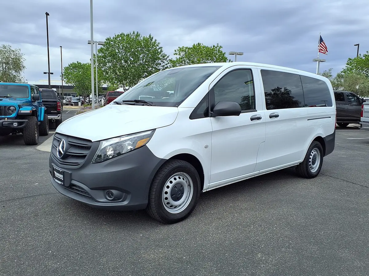 2016 Mercedes-Benz Metris