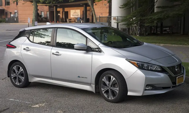 Nissan Leaf Second generation (ZE1)