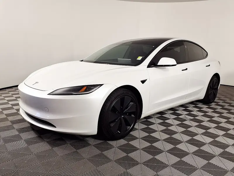 Tesla Model 3 First generation (Highland refresh)