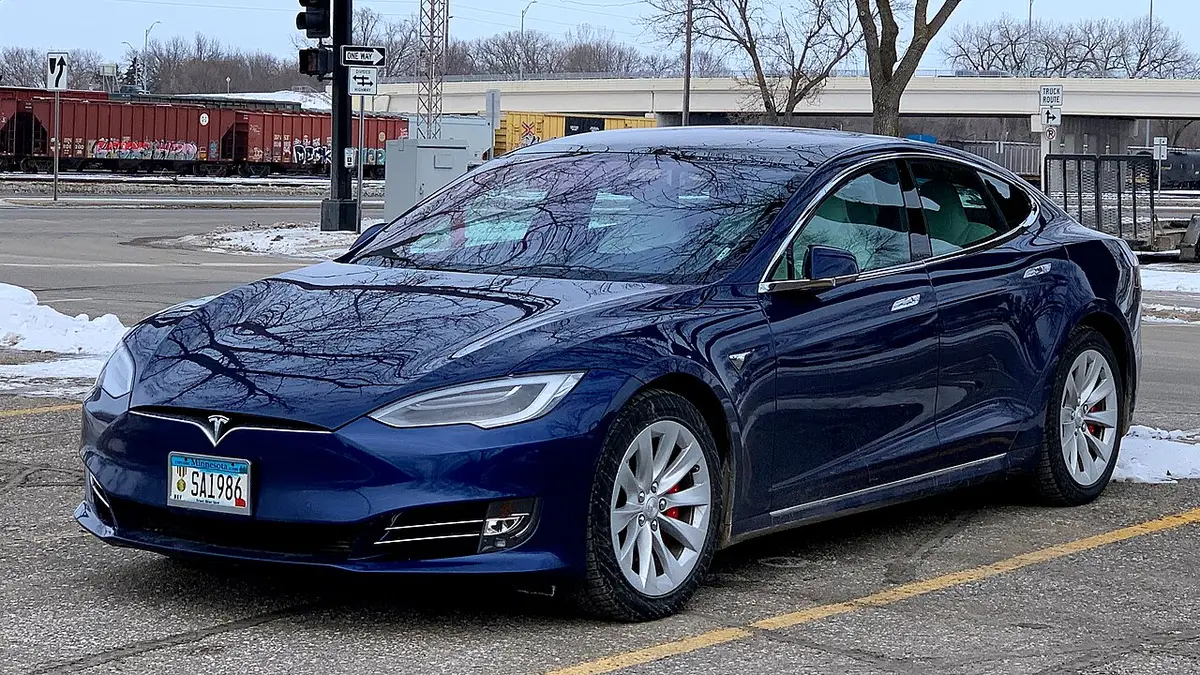 2014 Tesla Model S